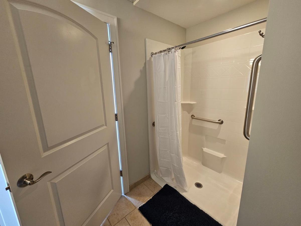 Gorgeous And Spacious Studio At The Historic Inman - 200 Champaign Exterior photo